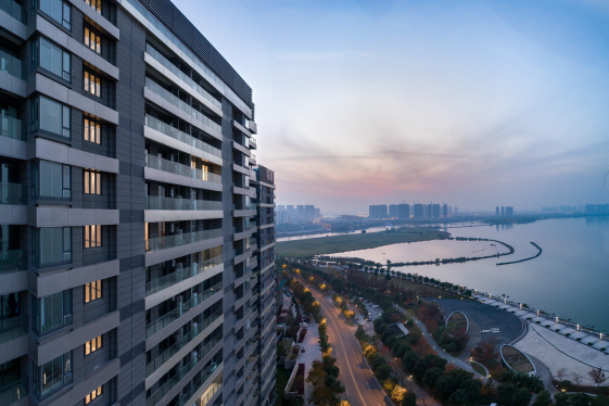 鉑悅犀湖（中國(guó)土木工程詹天佑獎(jiǎng)優(yōu)秀住宅小區(qū)金獎(jiǎng)，全國(guó)用戶(hù)滿(mǎn)意工程）